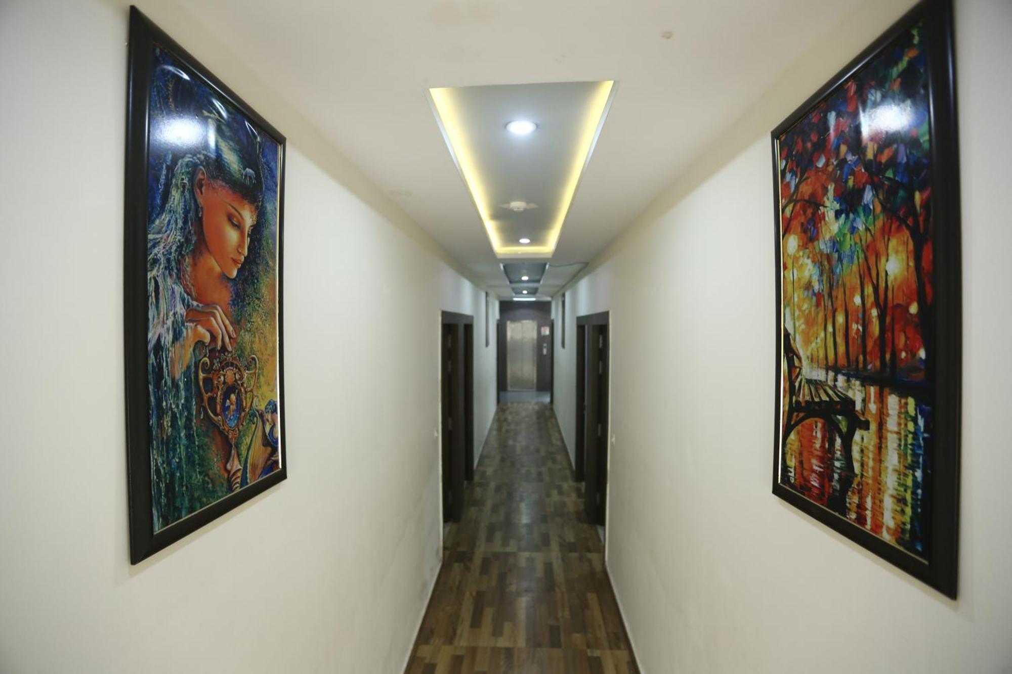 24 Hotel & Resort 아그라 외부 사진