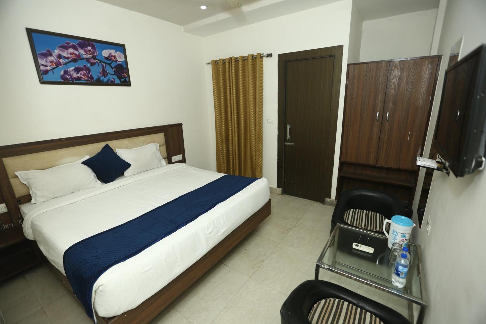24 Hotel & Resort 아그라 외부 사진